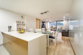 3BR Modern and Urban Apartment with Views